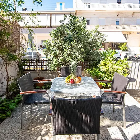 Veranda House